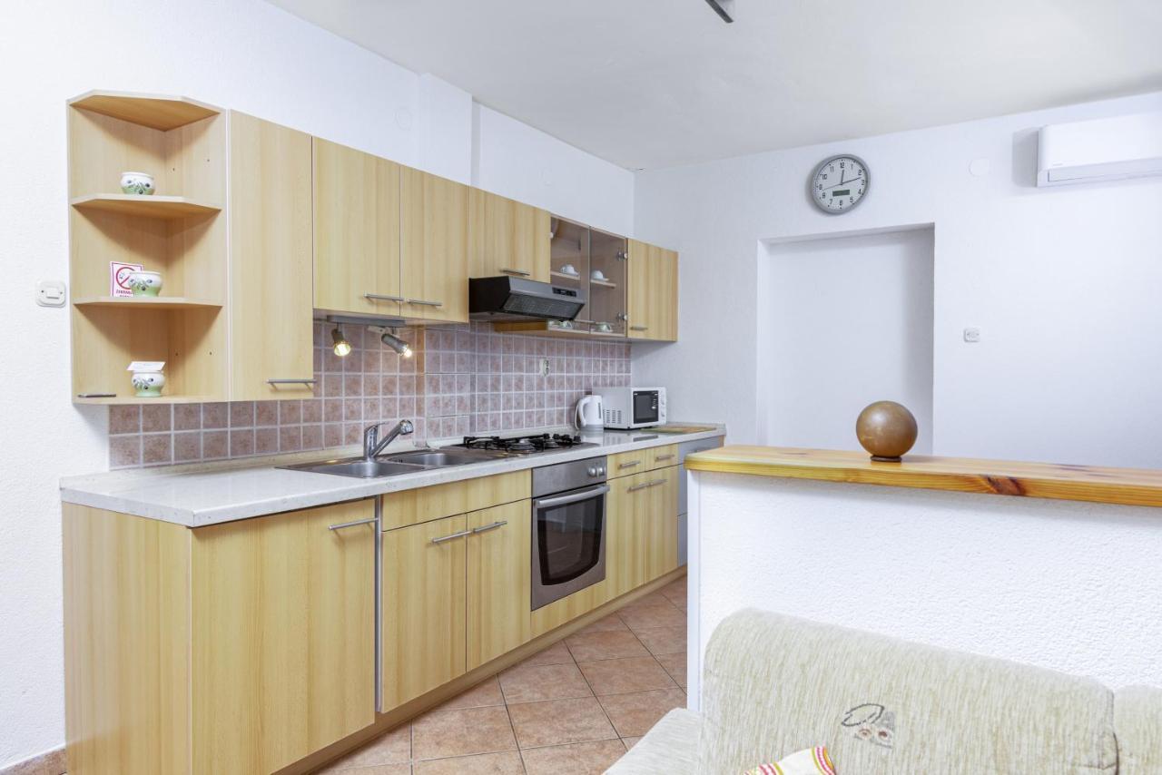 Apartment Buzet 17562A Exterior photo